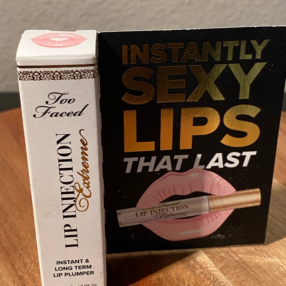 Too Faced Lip Injection Extreme